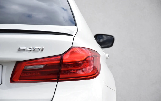 BMW Seria 5 cena 149900 przebieg: 146000, rok produkcji 2017 z Wągrowiec małe 352